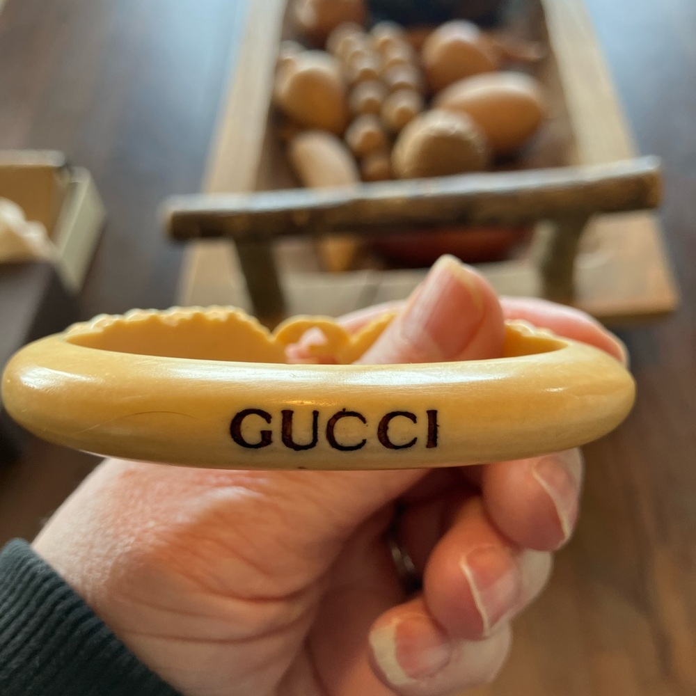 Gucci Cream Resin RUNWAY Bracelet RARE